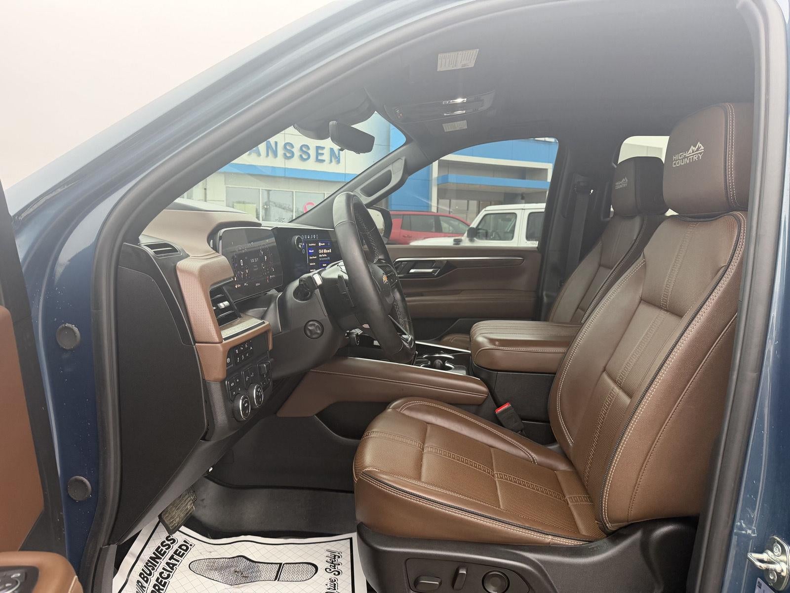 2025 Chevrolet Suburban High Country