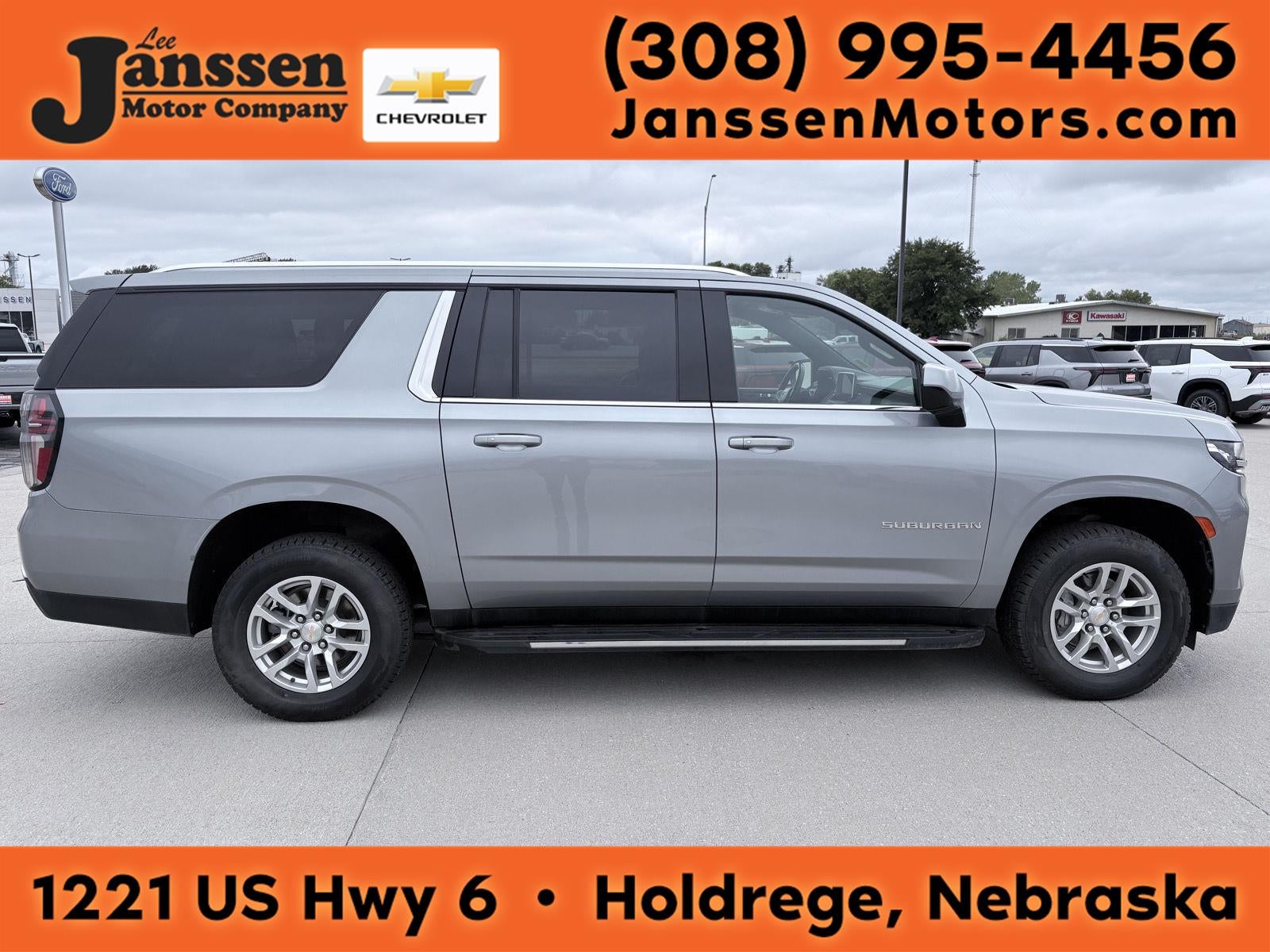 2024 Chevrolet Suburban LT