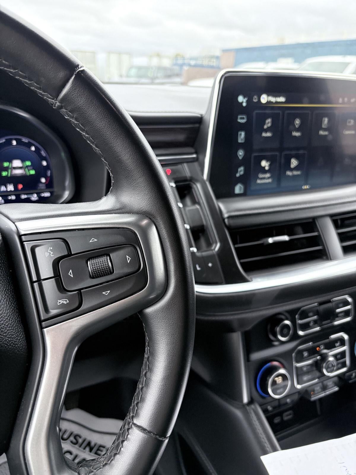 2024 Chevrolet Suburban LT