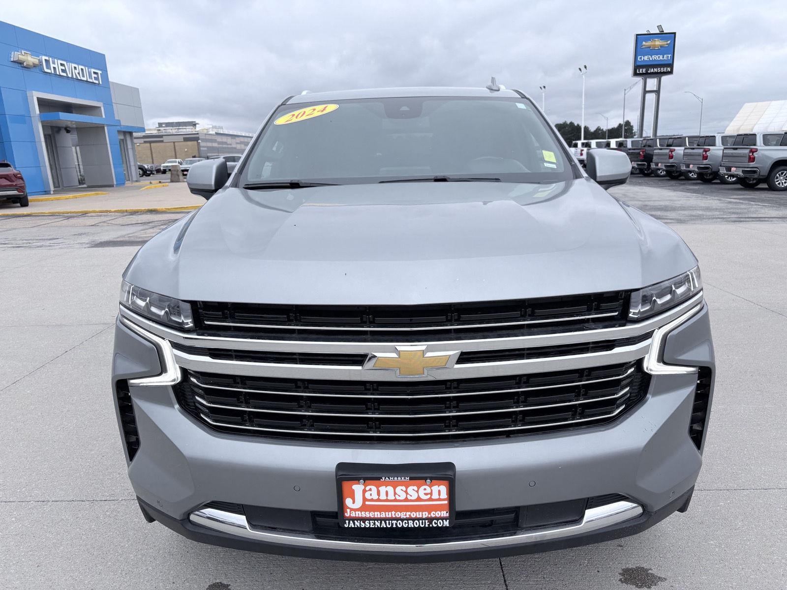 2024 Chevrolet Suburban LT