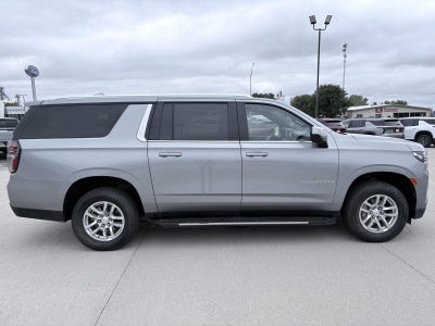 2024 Chevrolet Suburban LT