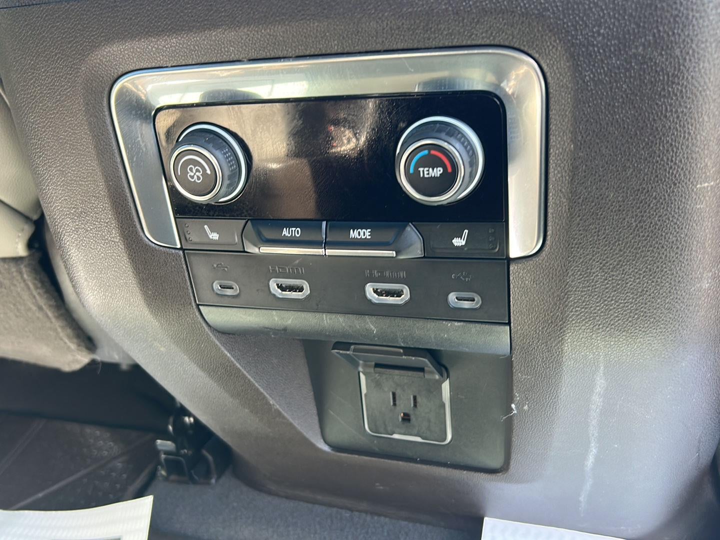 2021 Chevrolet Suburban Z71