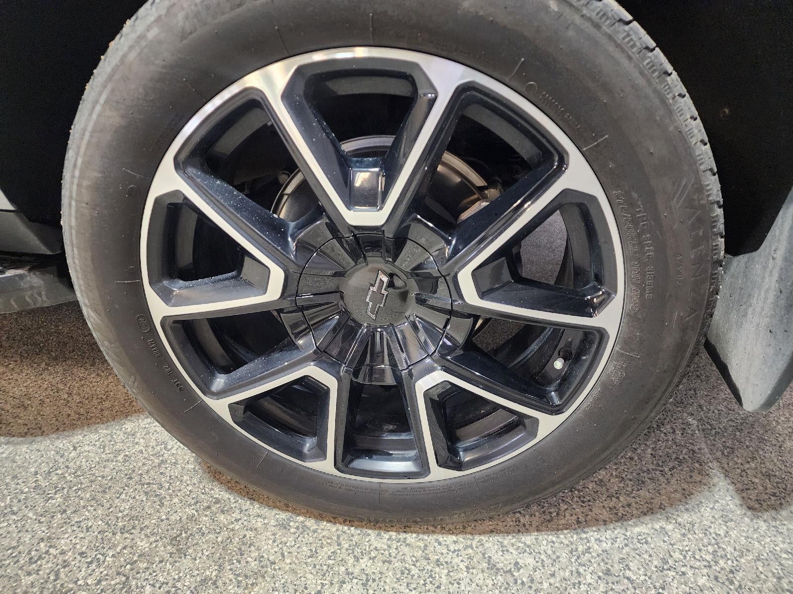 2024 Chevrolet Suburban RST