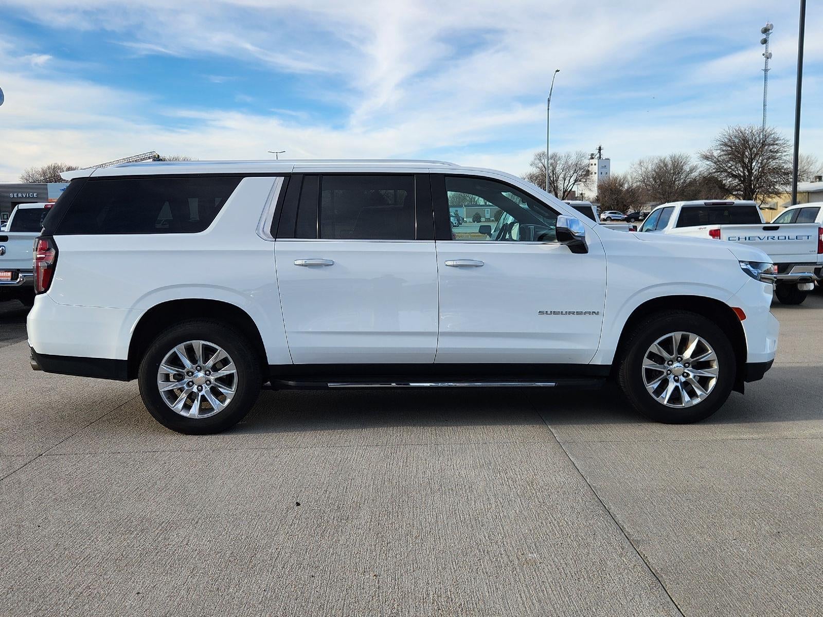 2023 Chevrolet Suburban Premier