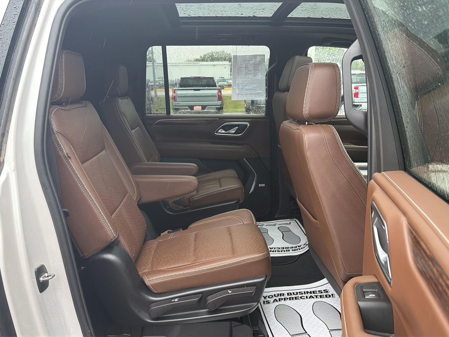 2023 Chevrolet Suburban High Country