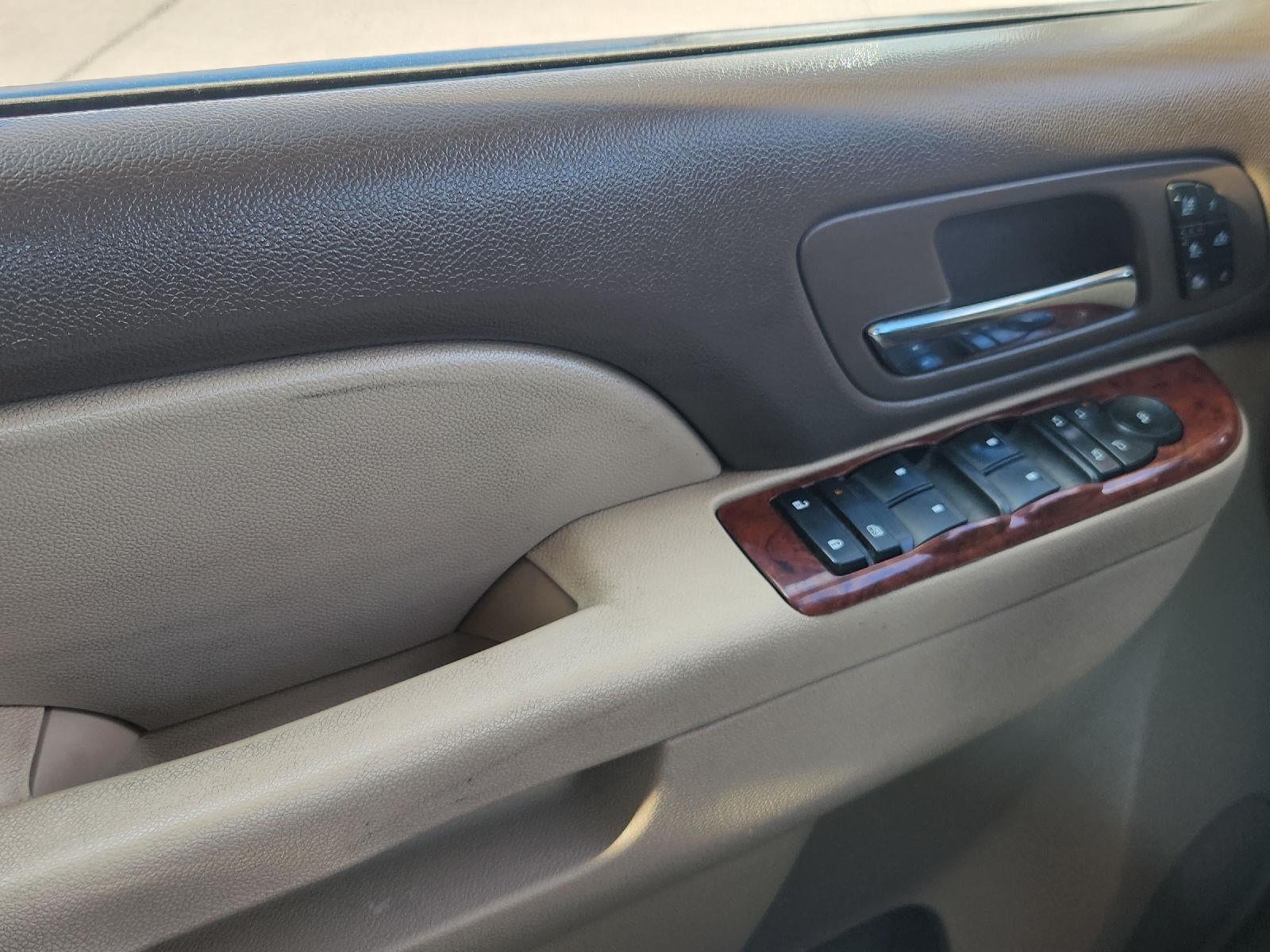 2014 Chevrolet Suburban LTZ