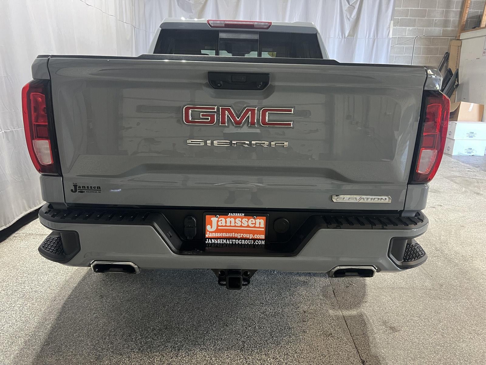 2024 GMC Sierra 1500 Elevation