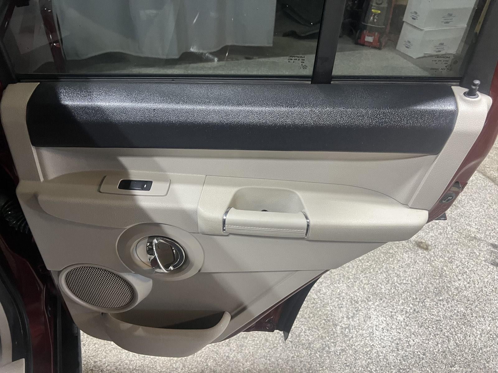 2008 Jeep Commander Overland