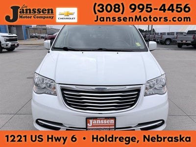 2016 Chrysler Town & Country Touring