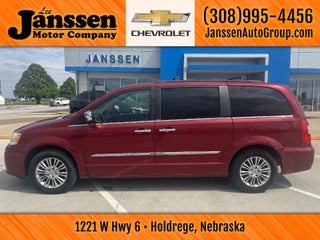 2013 Chrysler Town & Country Touring-L