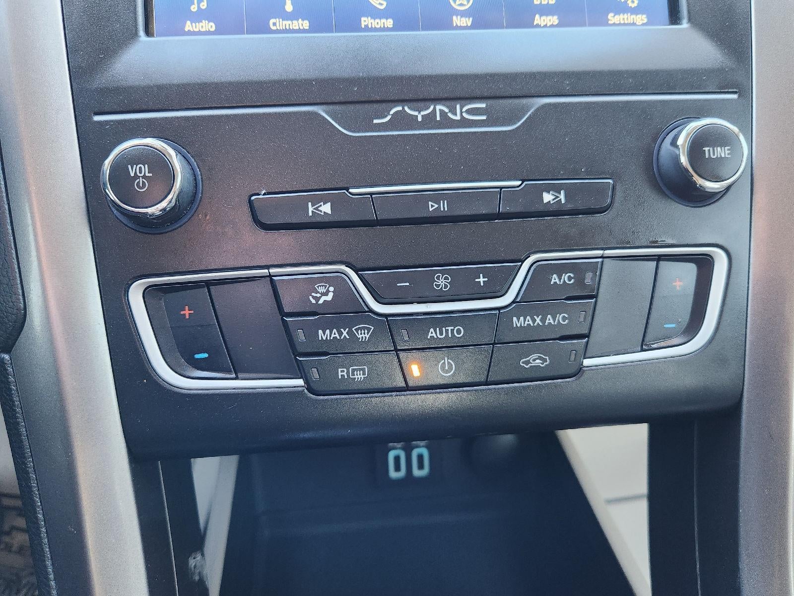 2019 Ford Fusion Hybrid SE