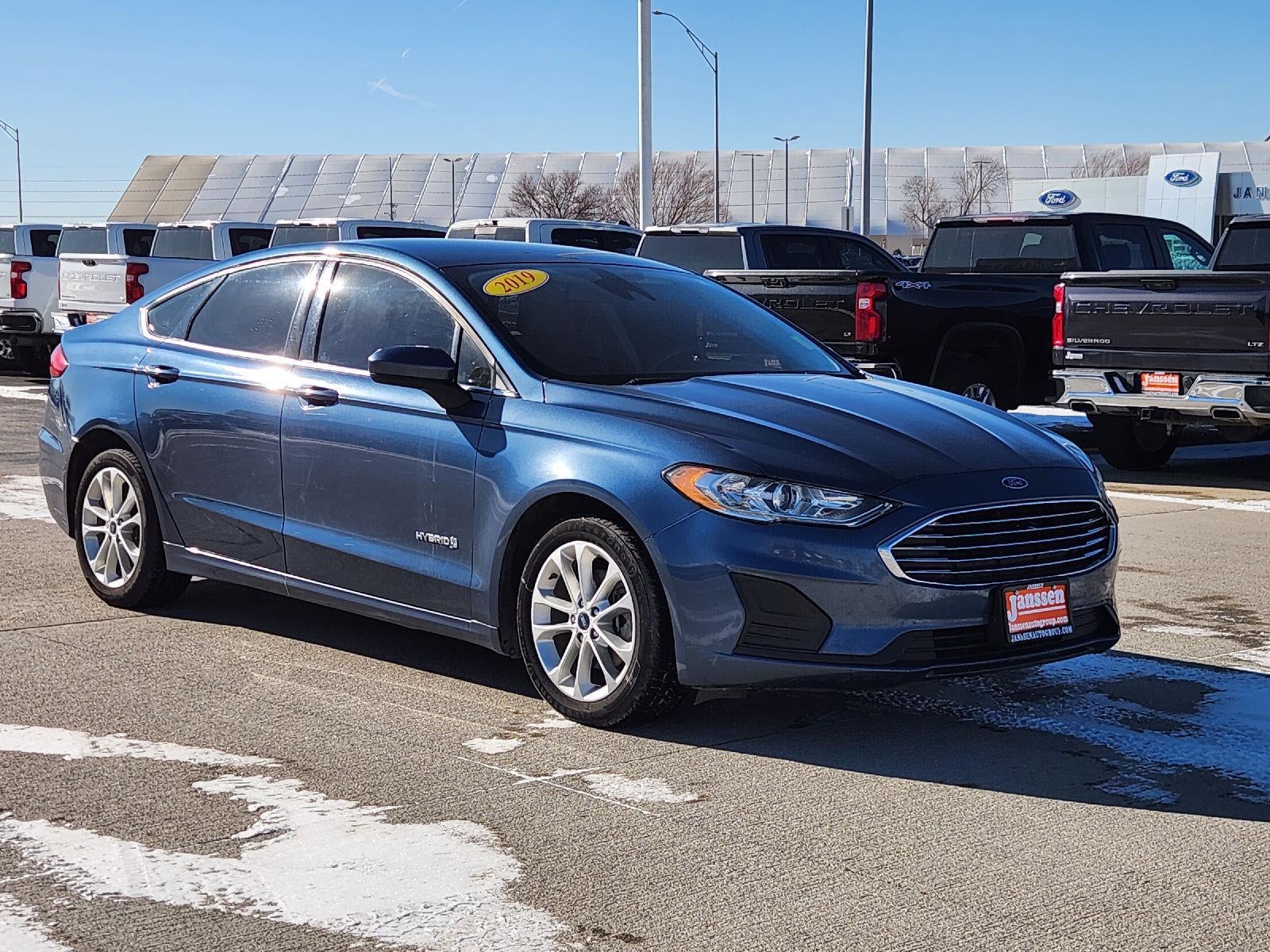 2019 Ford Fusion Hybrid SE