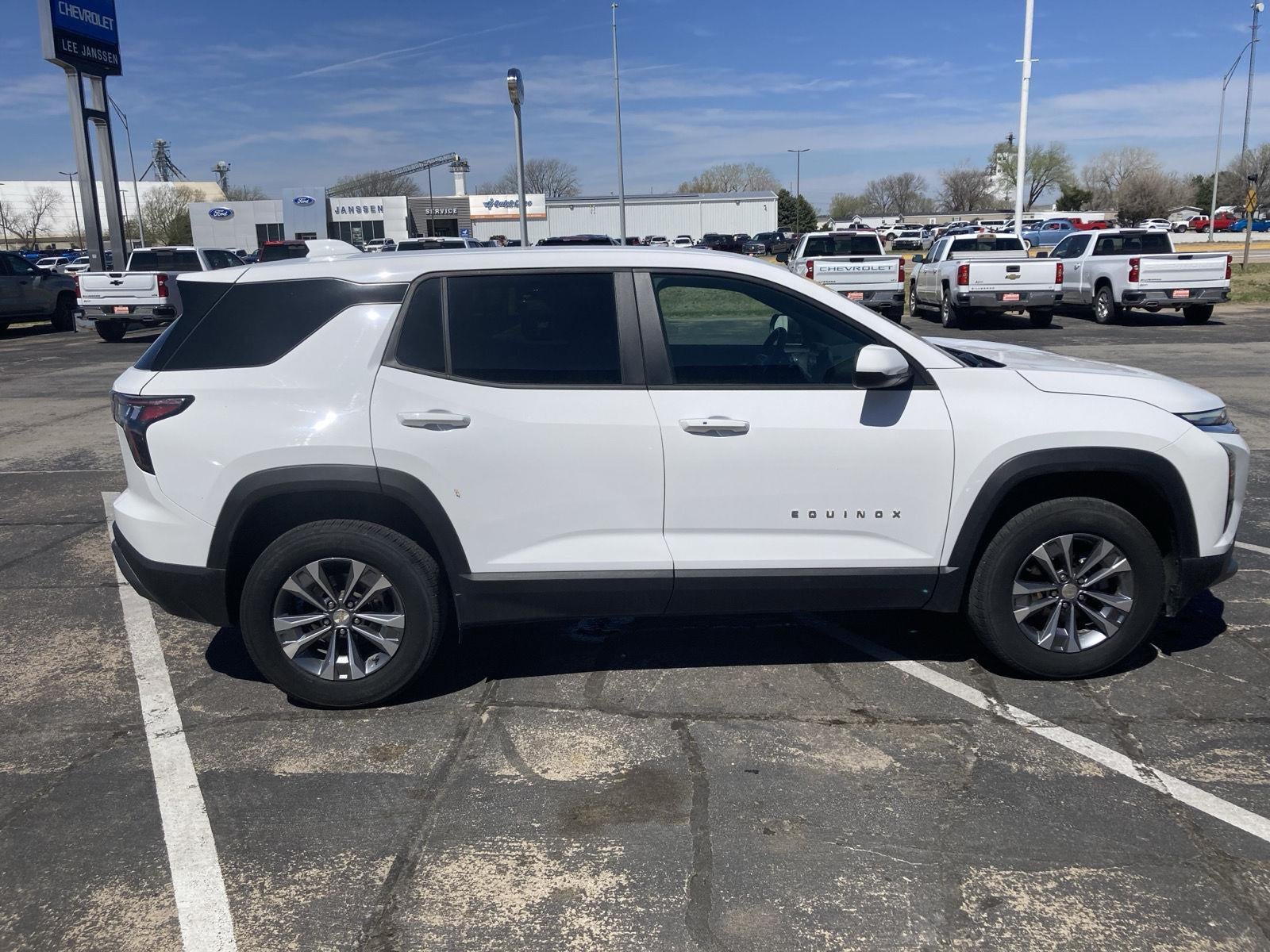 2025 Chevrolet Equinox LT