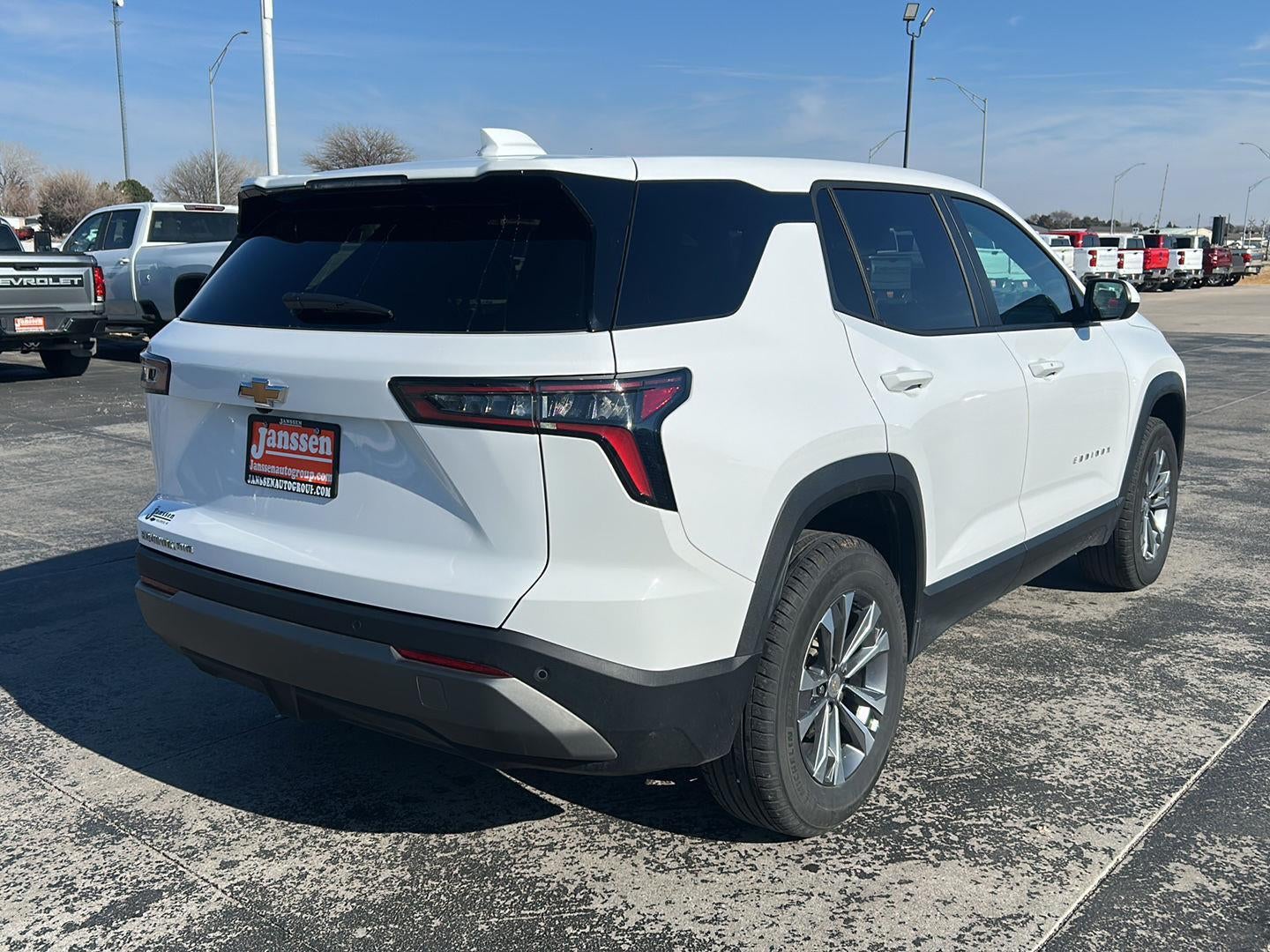 2025 Chevrolet Equinox LT