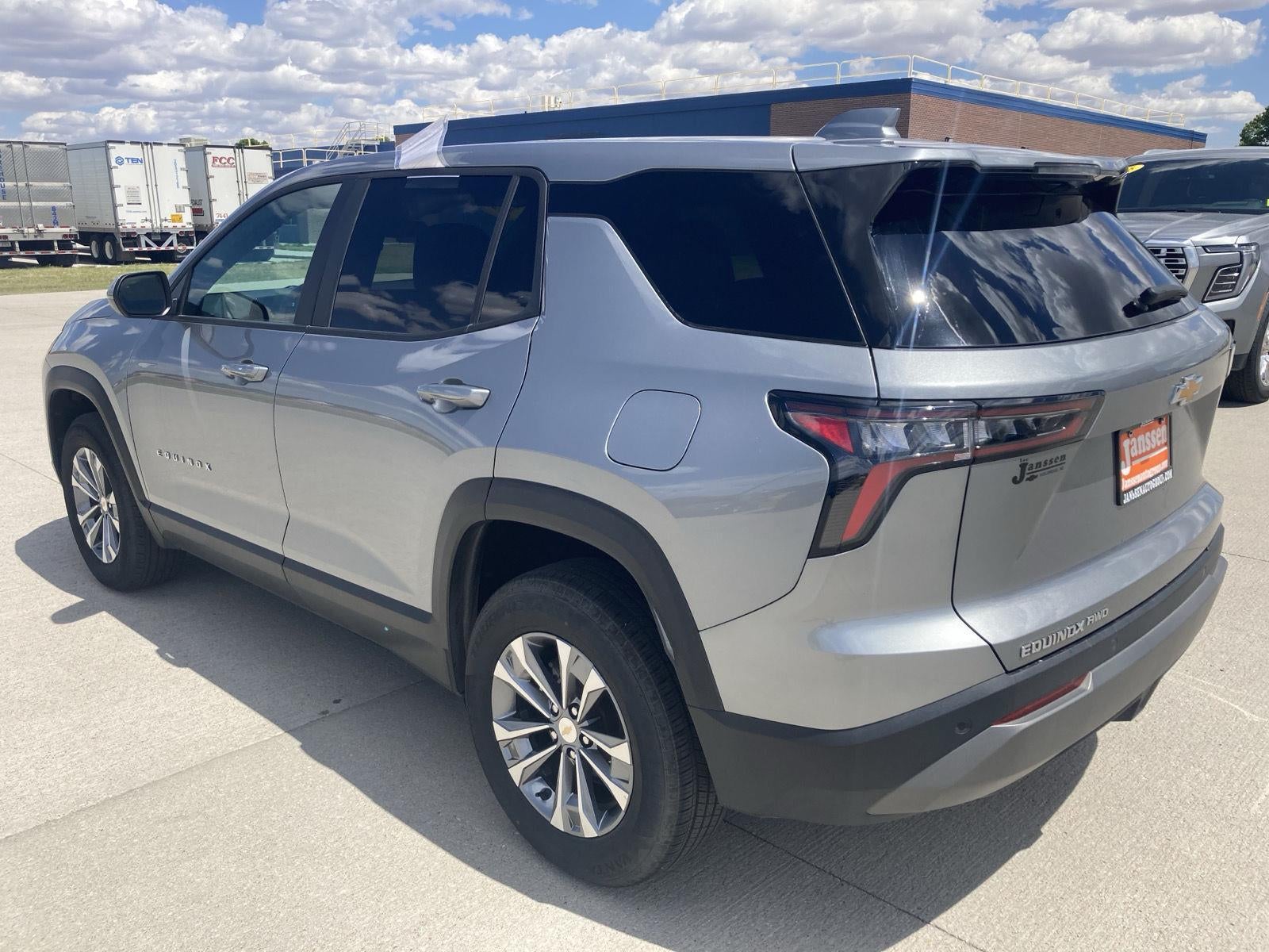 2025 Chevrolet Equinox LT