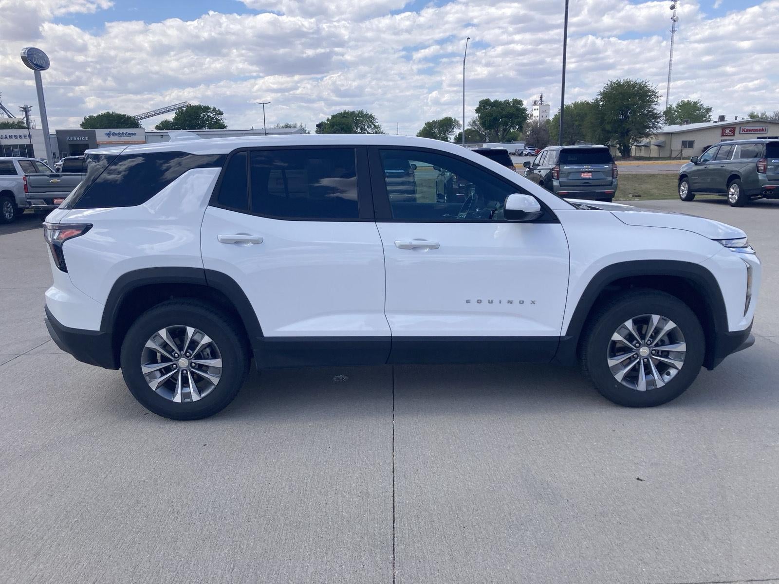 2025 Chevrolet Equinox LT