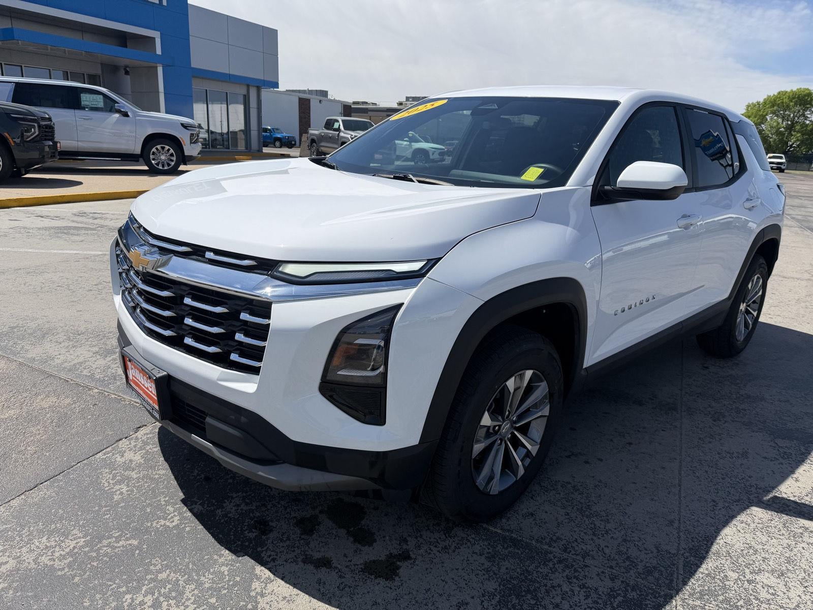 2025 Chevrolet Equinox LT