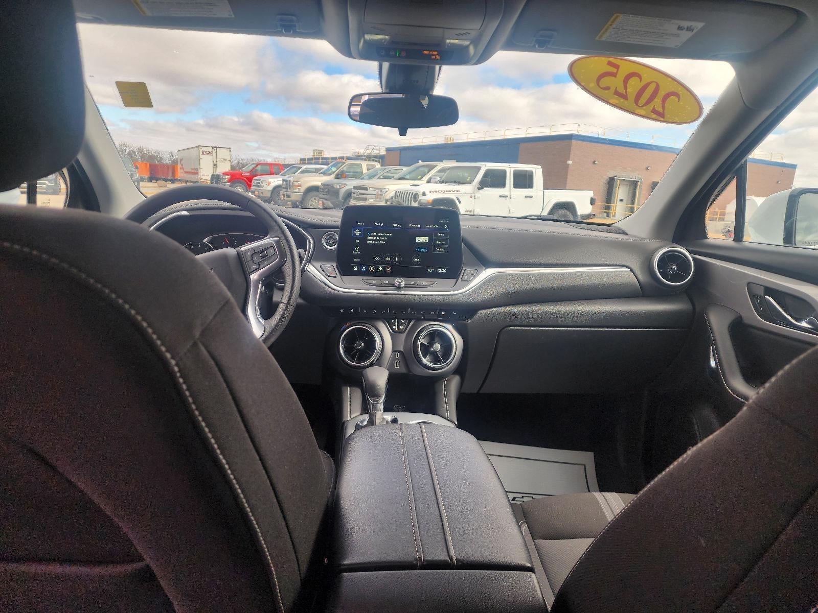 2025 Chevrolet Blazer 2LT