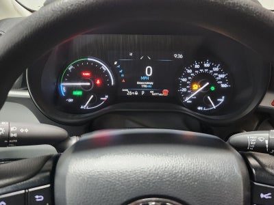 2025 Toyota Sienna LE