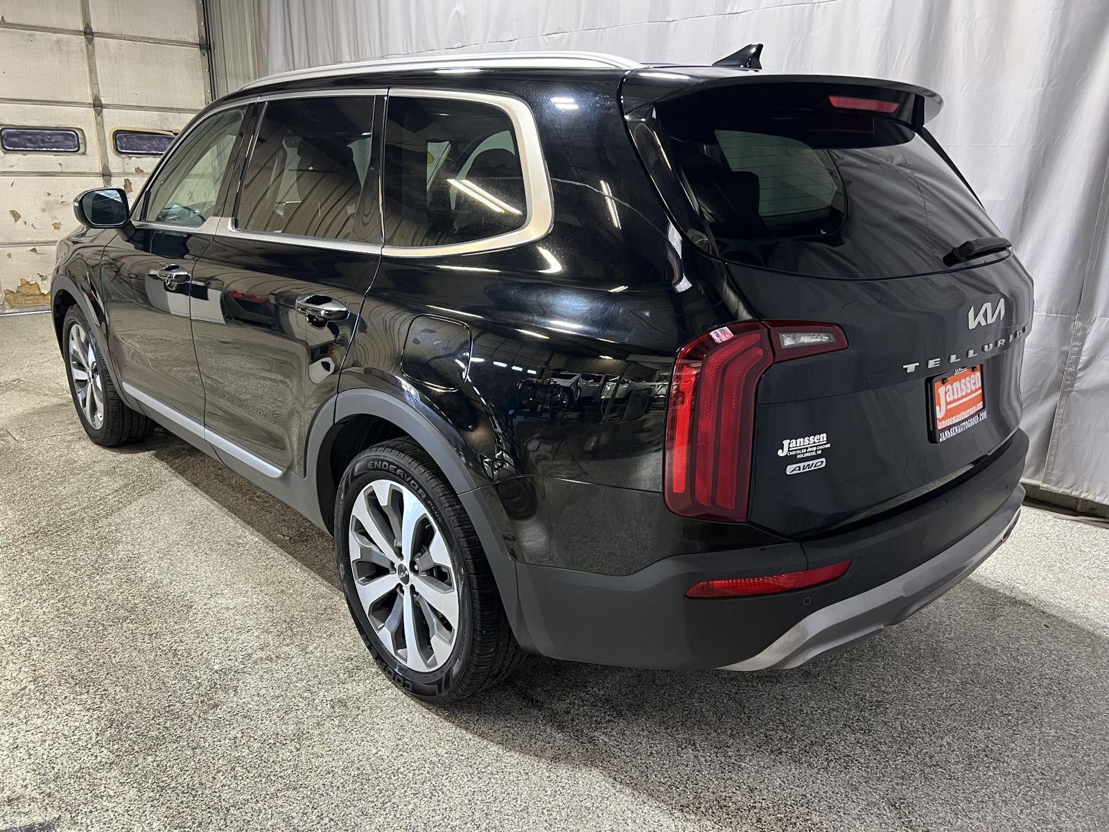 2022 Kia Telluride S