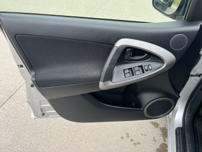 2007 Toyota RAV4 Sport