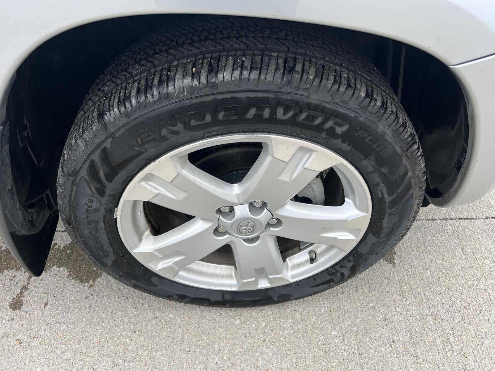 2007 Toyota RAV4 Sport