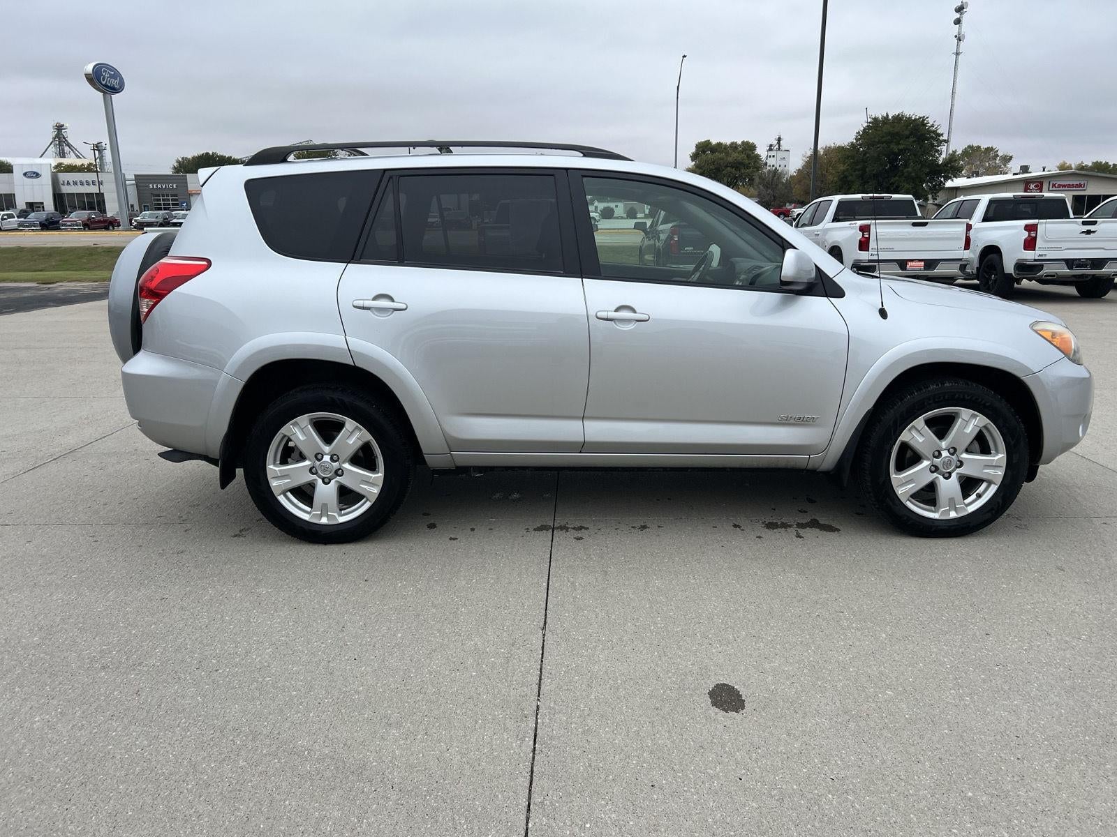2007 Toyota RAV4 Sport
