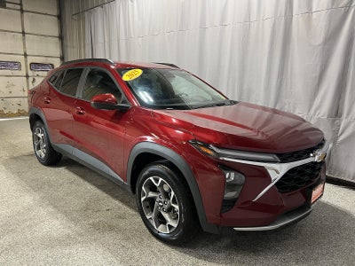 2025 Chevrolet Trax LT