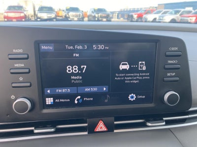 2023 Hyundai Elantra SE