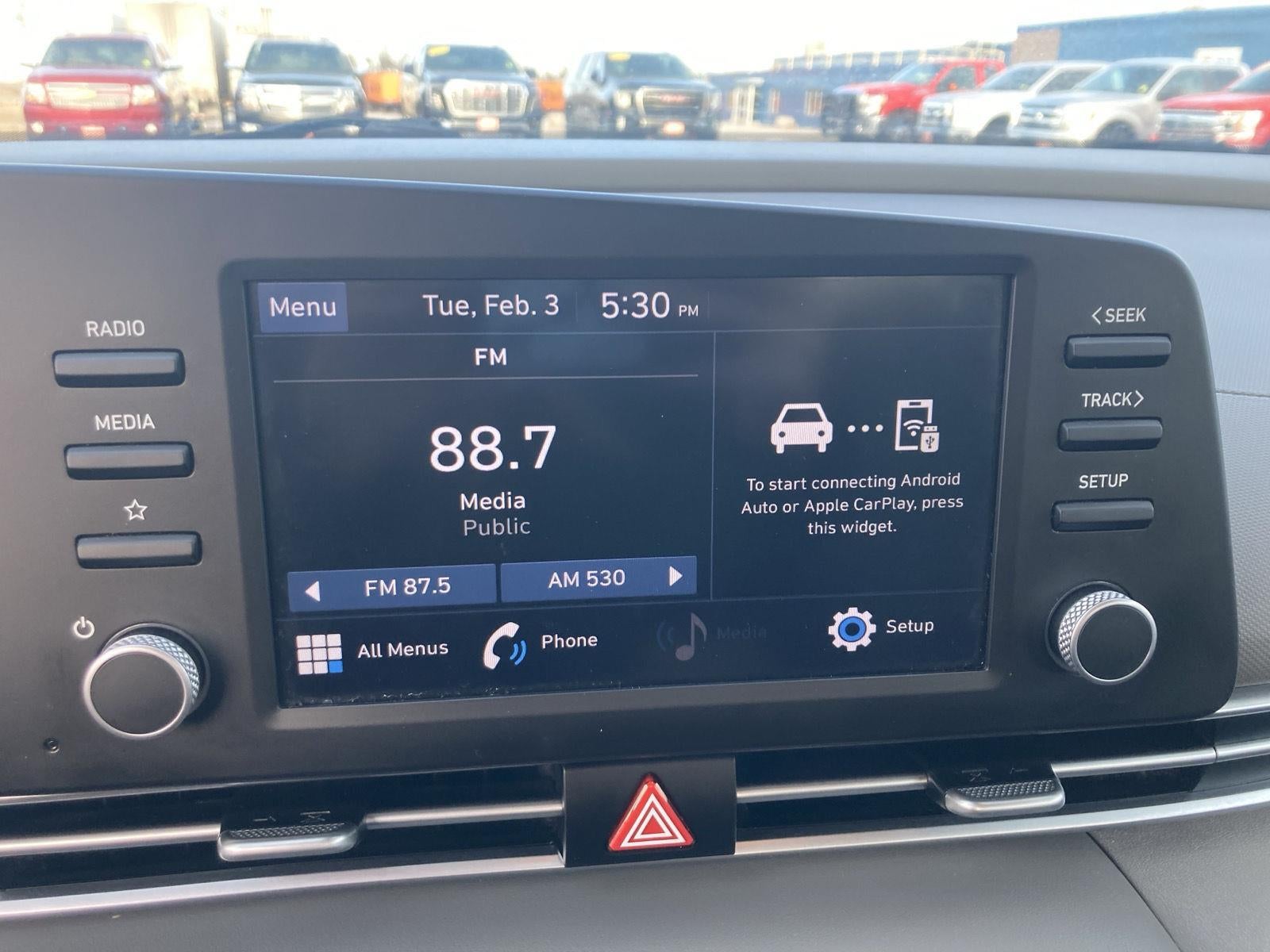 2023 Hyundai Elantra SE