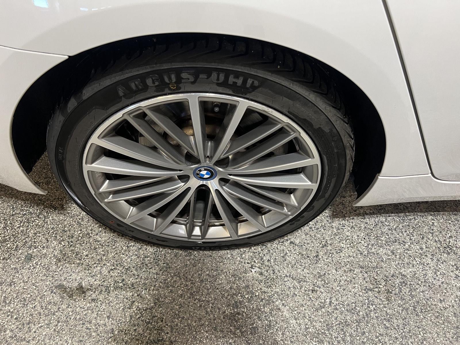 2018 BMW 5 Series 530e iPerformance