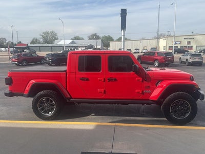 2022 Jeep Gladiator Overland