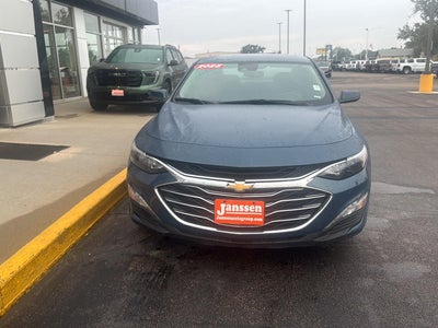 2025 Chevrolet Malibu LT