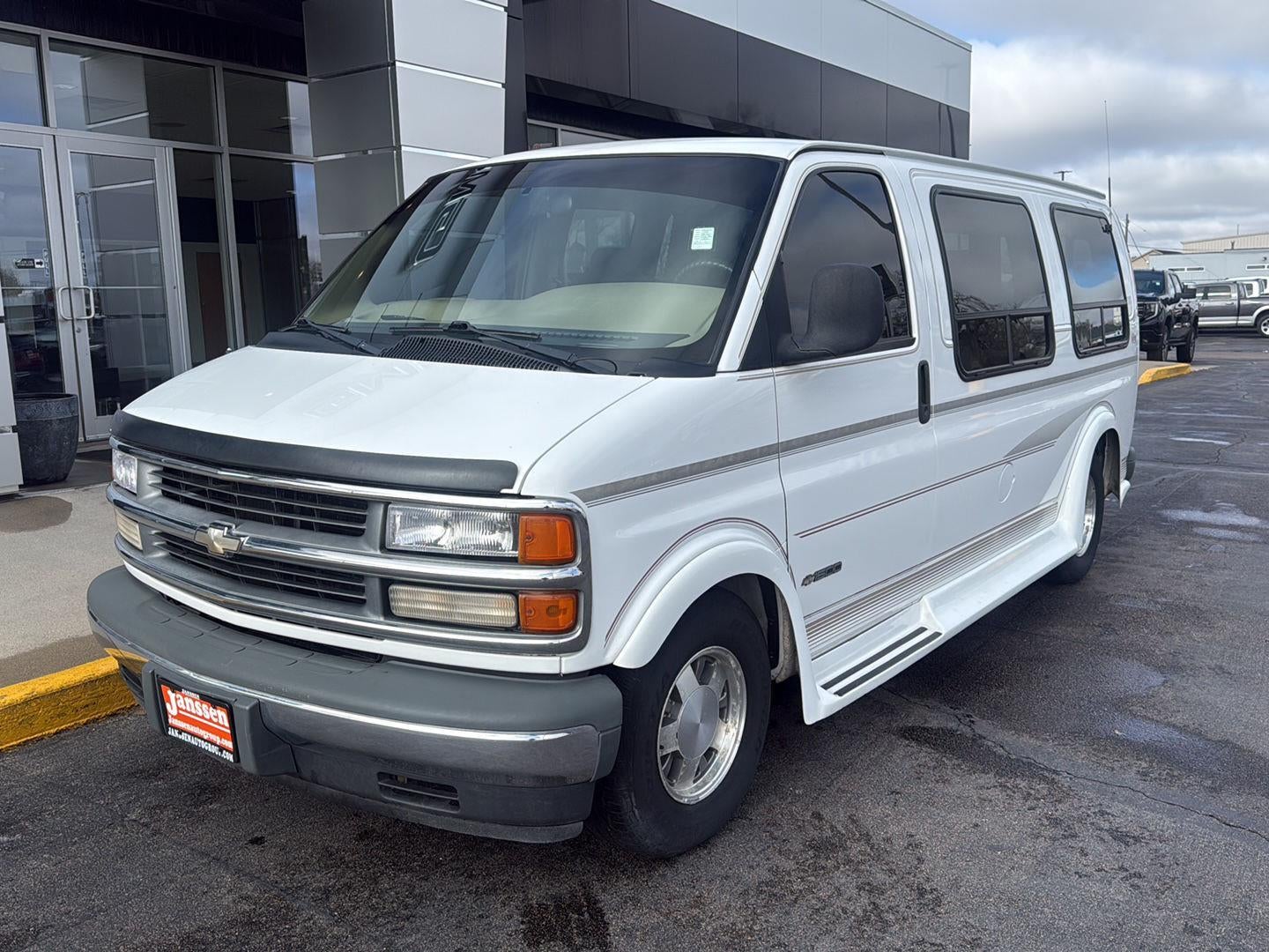 1998 Chevrolet Chevy Cargo Van YF7