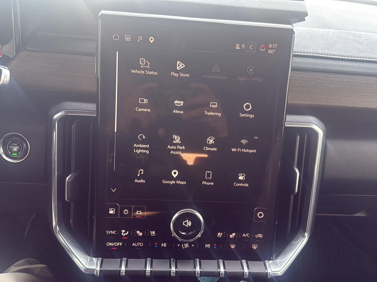 2024 GMC Acadia AWD Denali