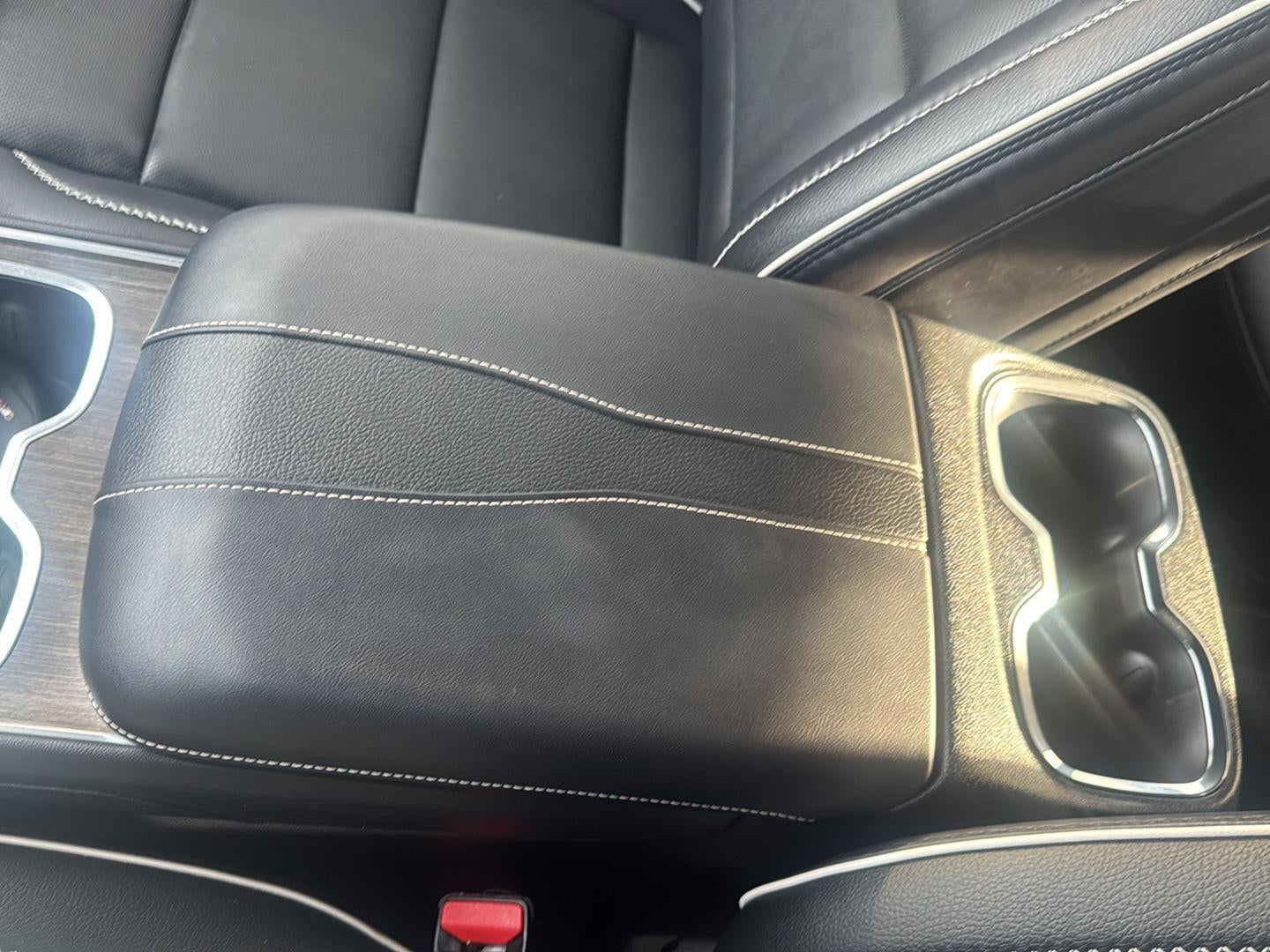 2024 GMC Acadia AWD Denali