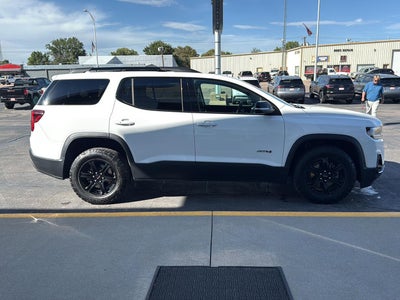2023 GMC Acadia AT4