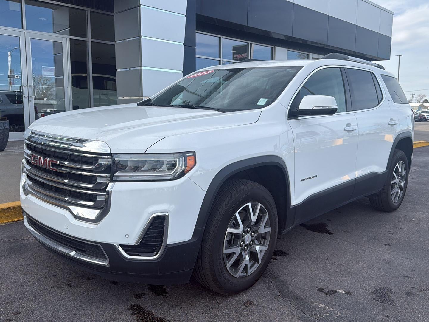 2023 GMC Acadia SLE