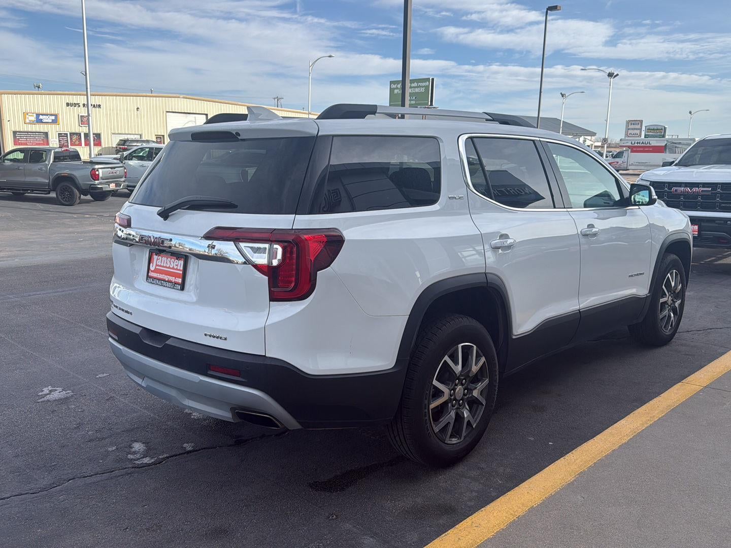 2023 GMC Acadia SLE