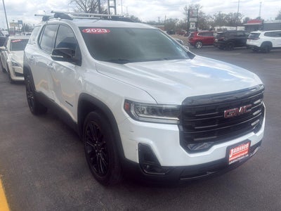 2023 GMC Acadia SLT