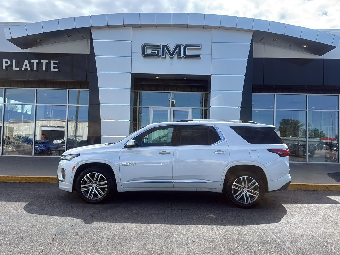 2023 Chevrolet Traverse High Country