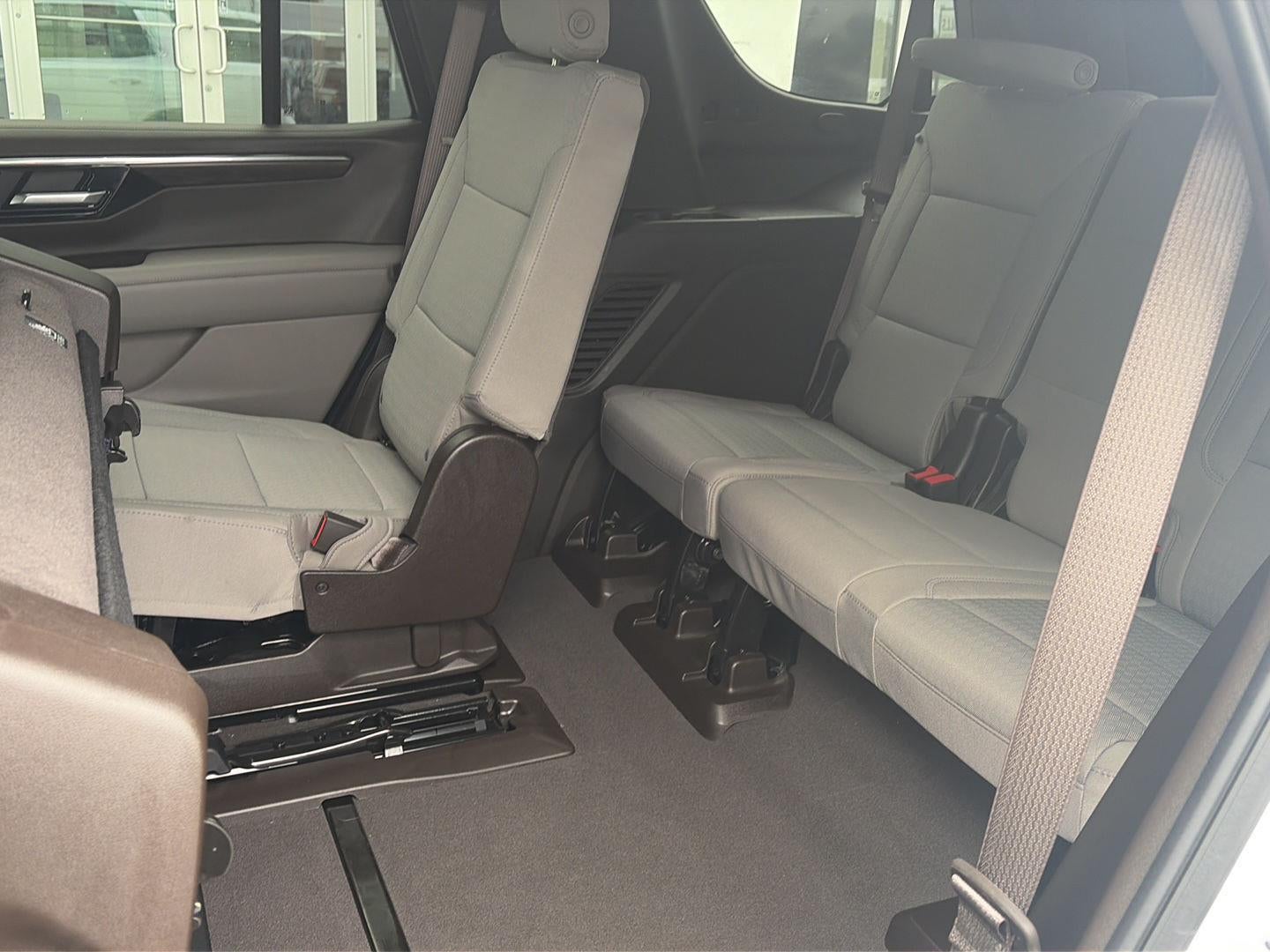 2025 Chevrolet Tahoe LS