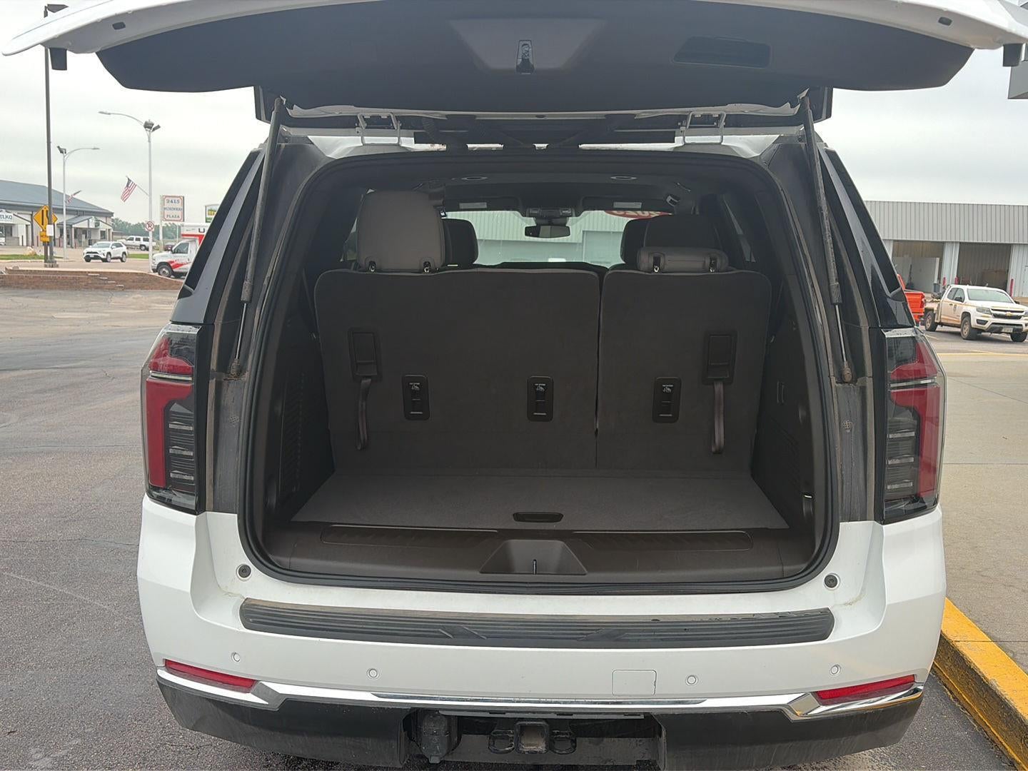 2025 Chevrolet Tahoe LS