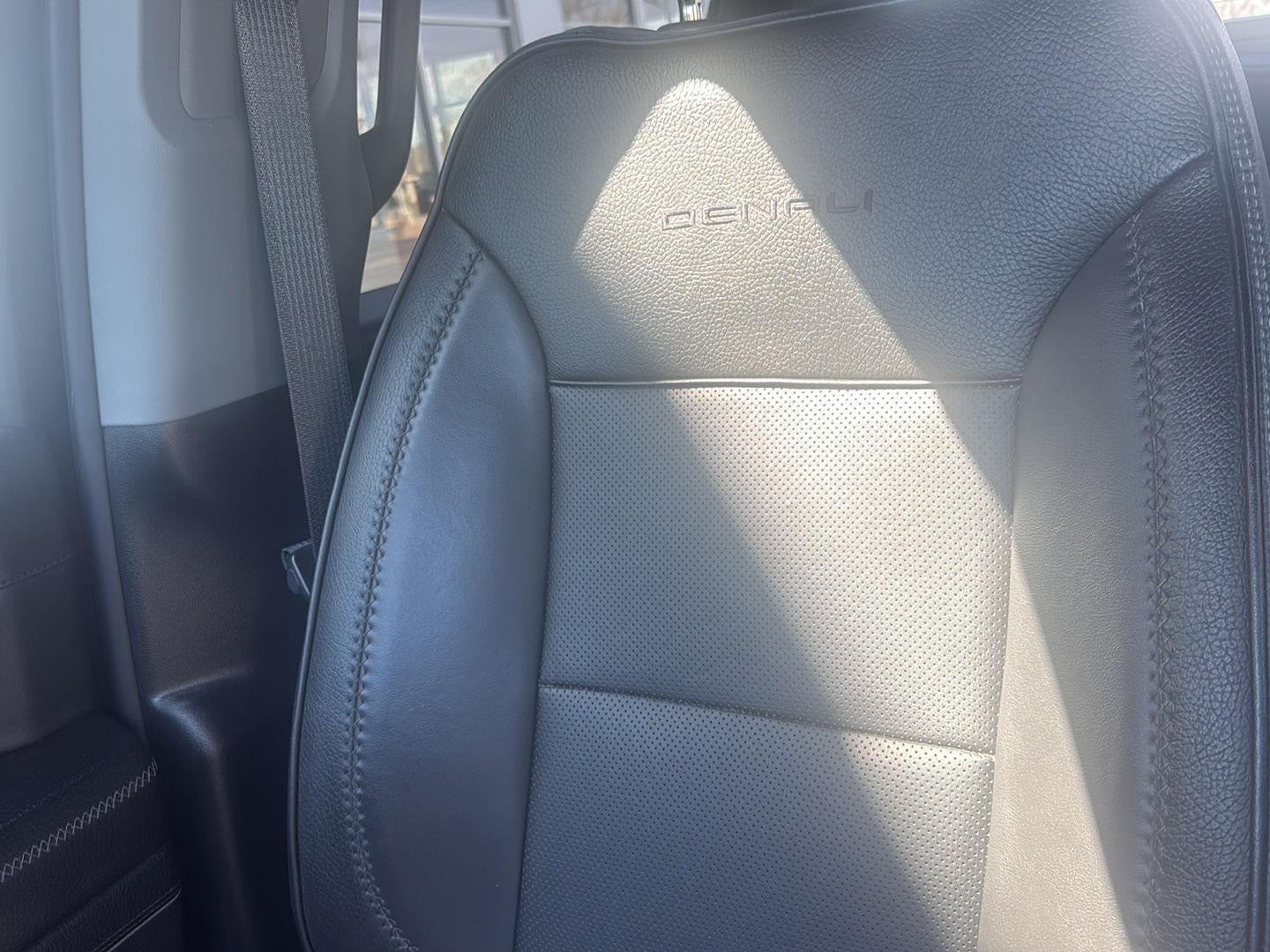 2024 GMC Sierra 2500HD Denali