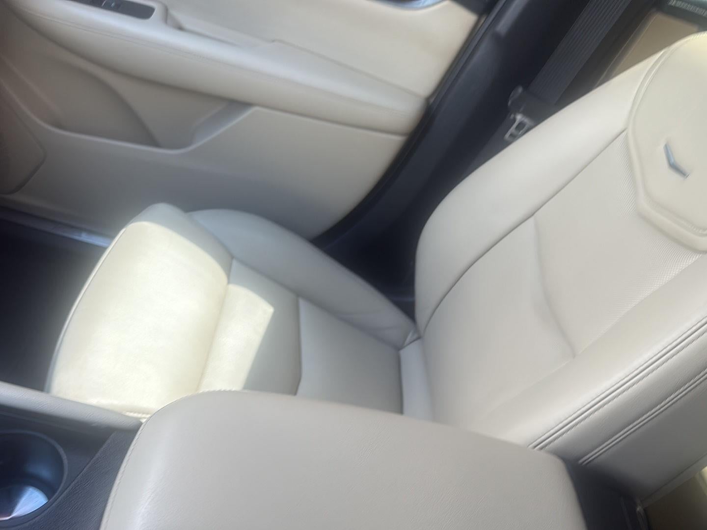 2017 Cadillac XT5 Luxury FWD