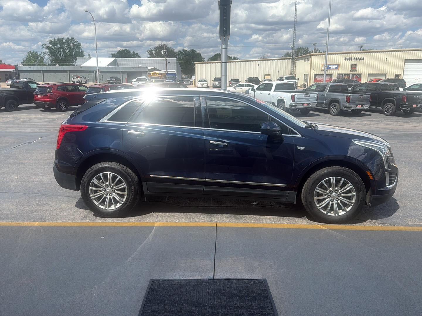 2017 Cadillac XT5 Luxury FWD