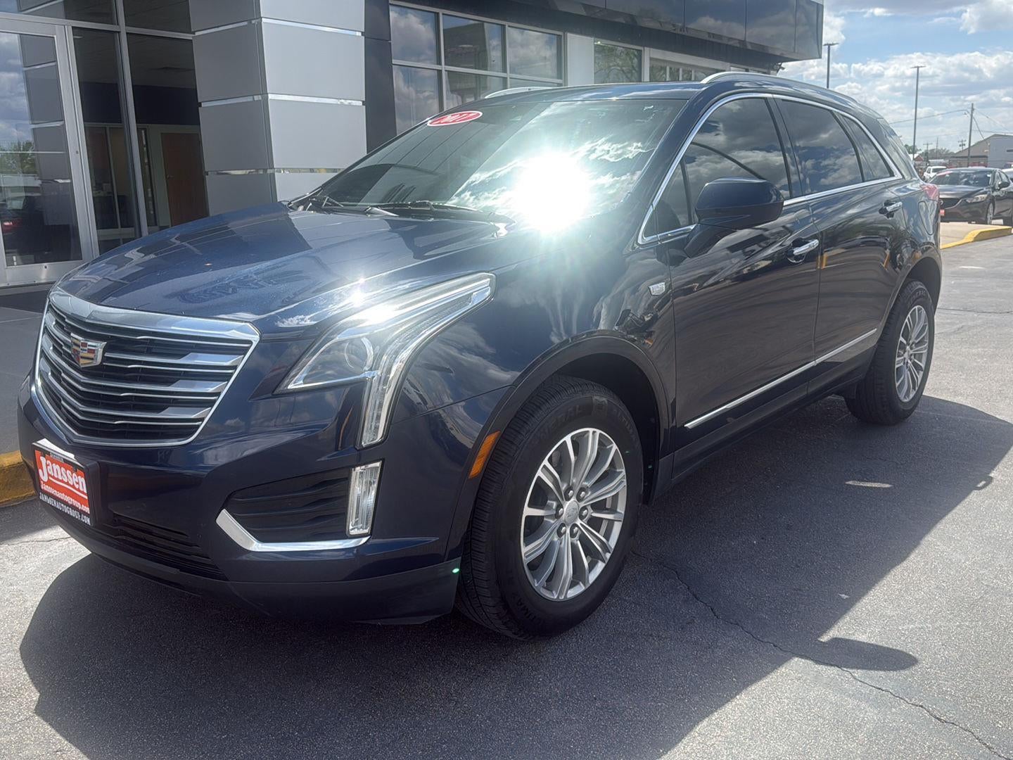 2017 Cadillac XT5 Luxury FWD