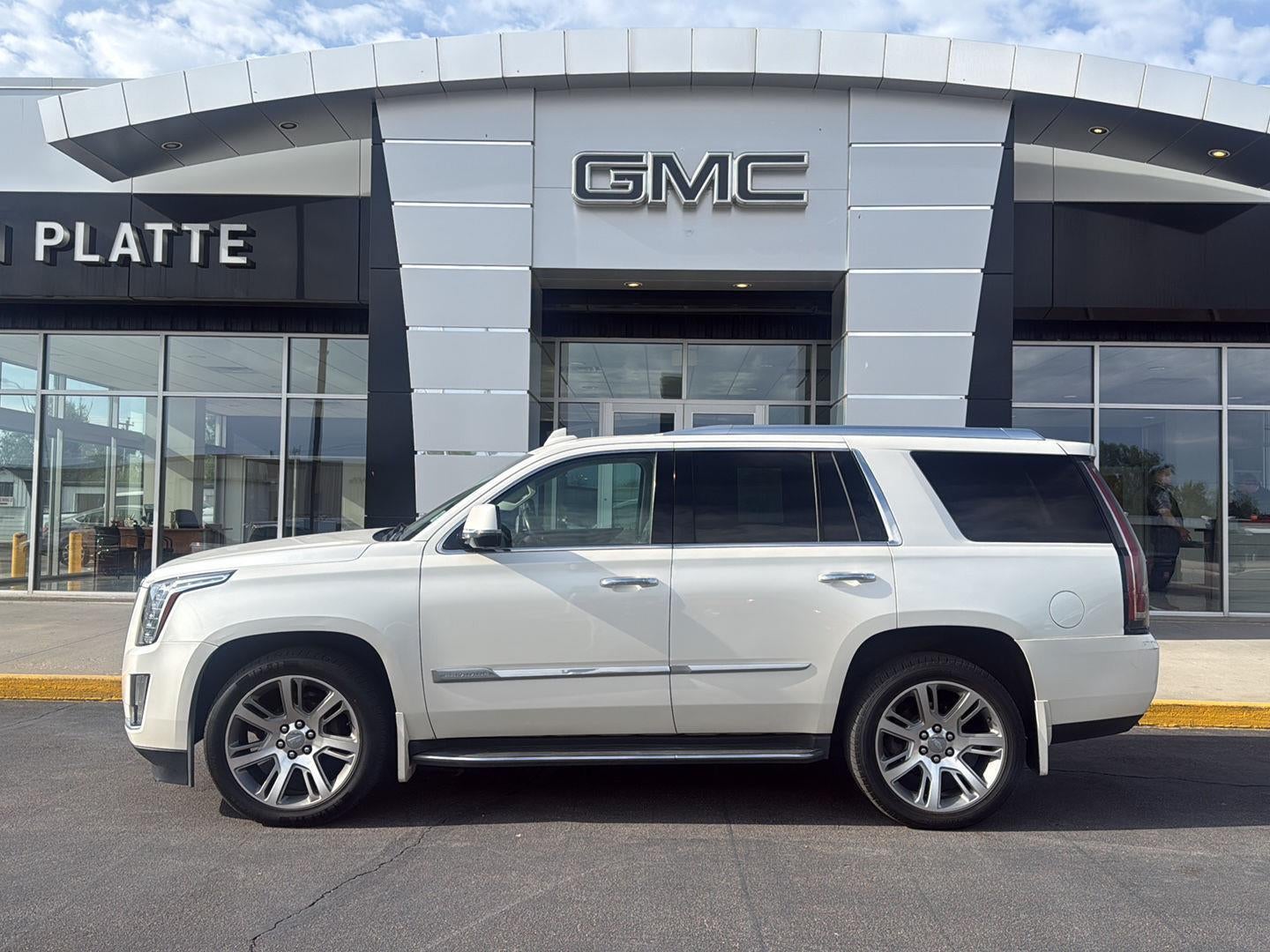 2015 Cadillac Escalade Luxury