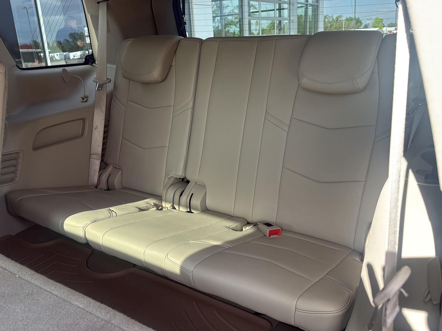 2015 Cadillac Escalade Luxury