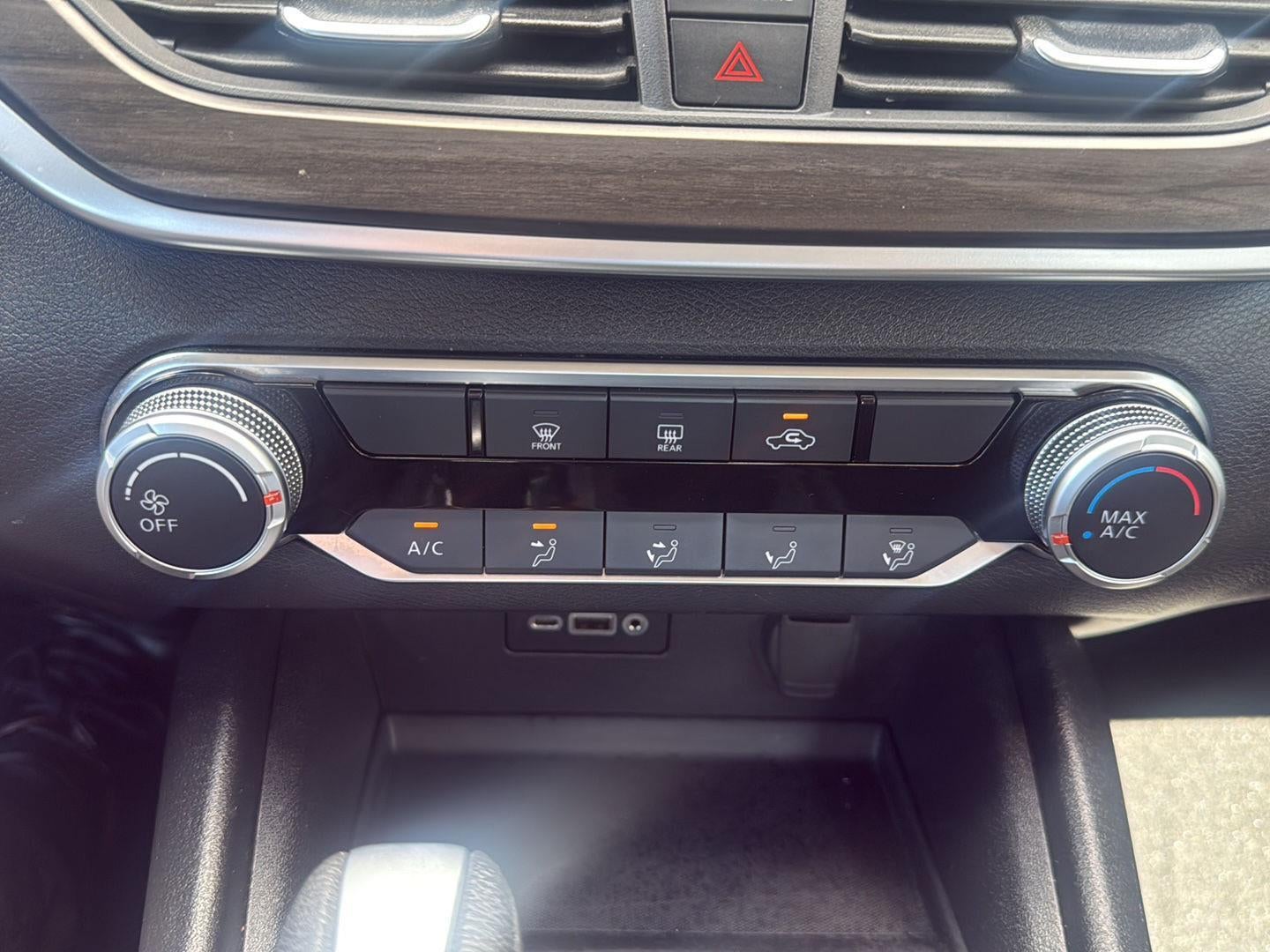 2025 Nissan Altima SV